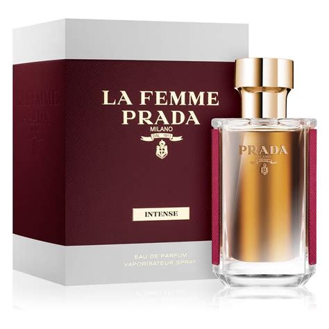 la femme prada resenha|prada intense women.